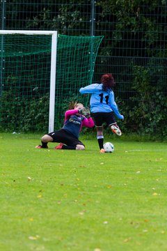 Bild 214 - B-Juniorinnen SV Henstedt Ulzburg - Frauen Bramfelder SV 3 : Ergebnis: 9:0